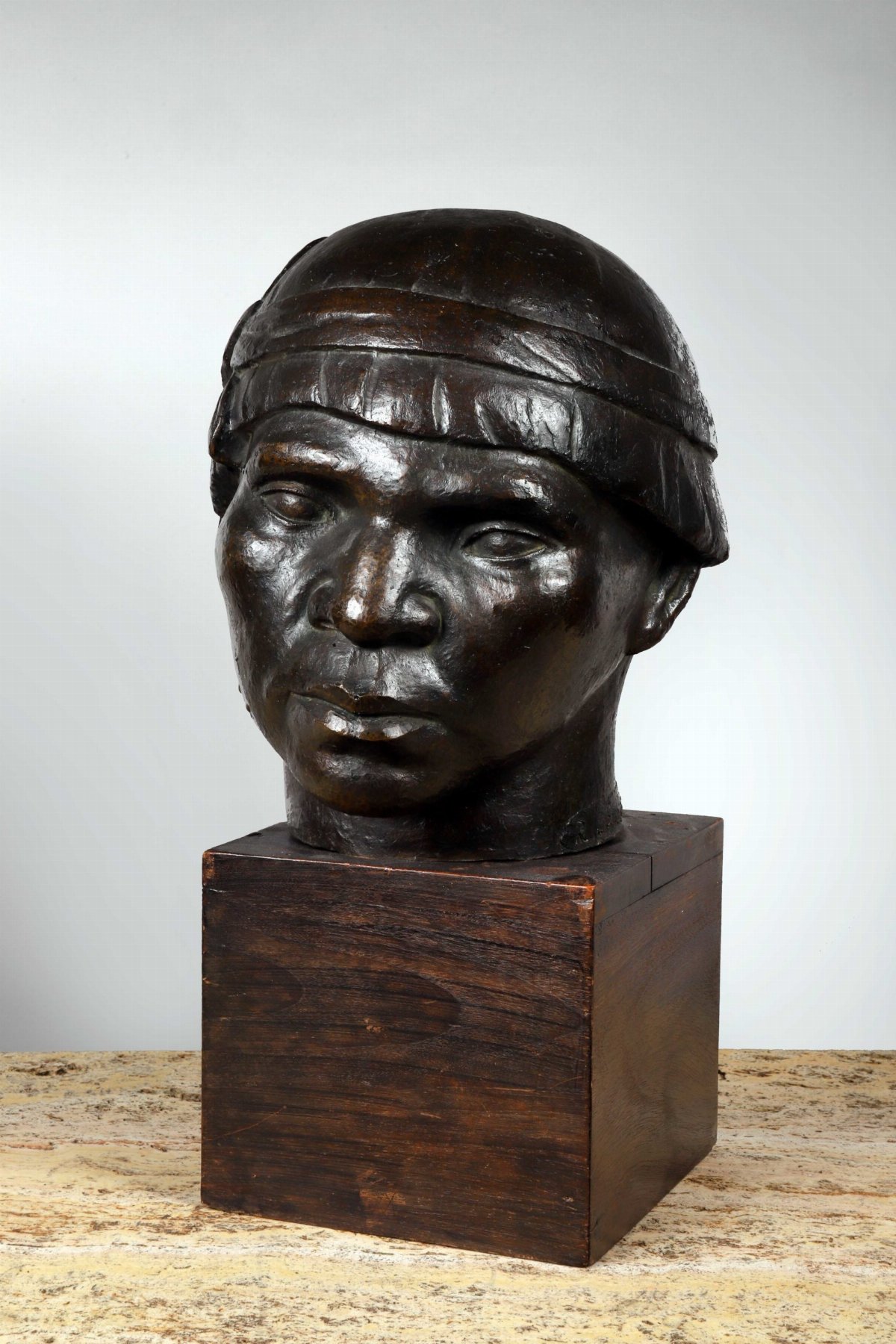  — Tête d'indien d'Amazonie