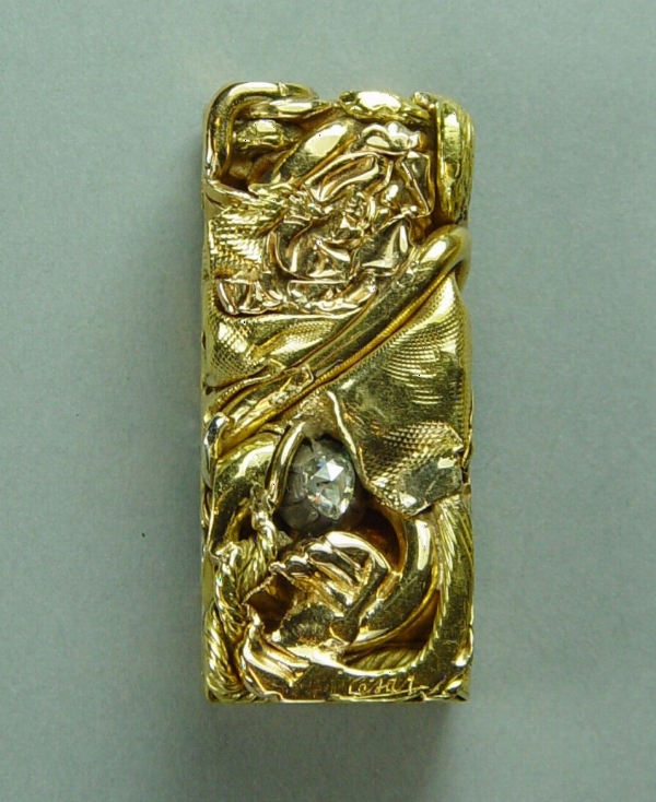 — Pendentif compression.